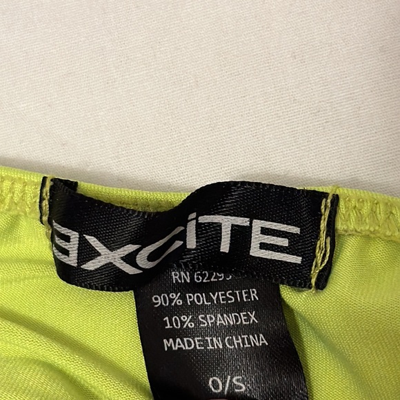 Green Thong O/S Excite - Picture 3 of 3